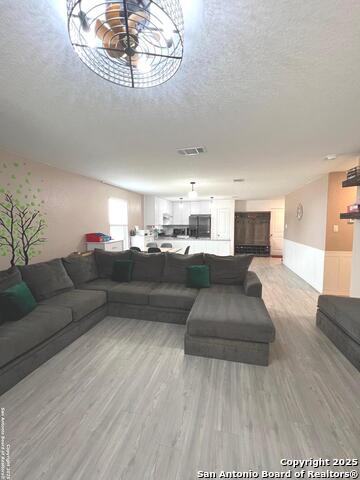 Image 19 of 30 For 112 Agave Circle