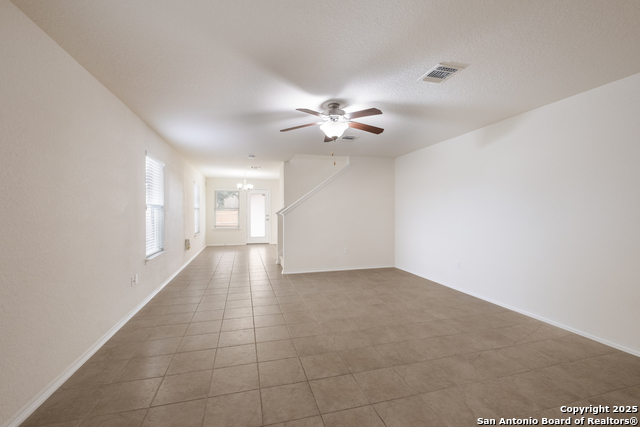 Listing photo id 1 for 6015 Wisteria Hl