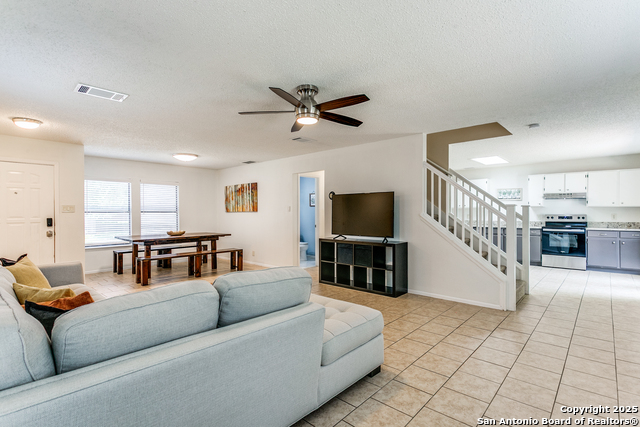 Image 10 of 40 For 9126 Mirecourt