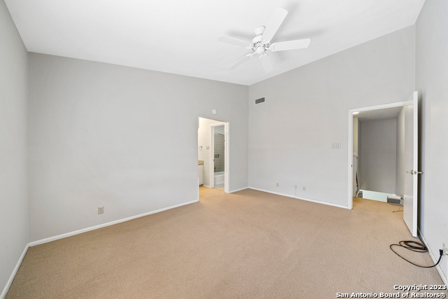 Image 15 of 29 For 11303 Vance Jackson Rd  Apt L