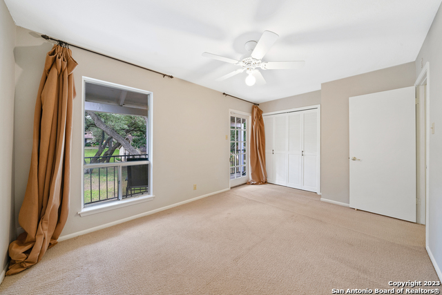 Image 21 of 29 For 11303 Vance Jackson Rd  Apt L
