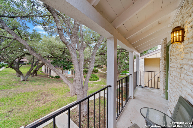 Image 23 of 29 For 11303 Vance Jackson Rd  Apt L