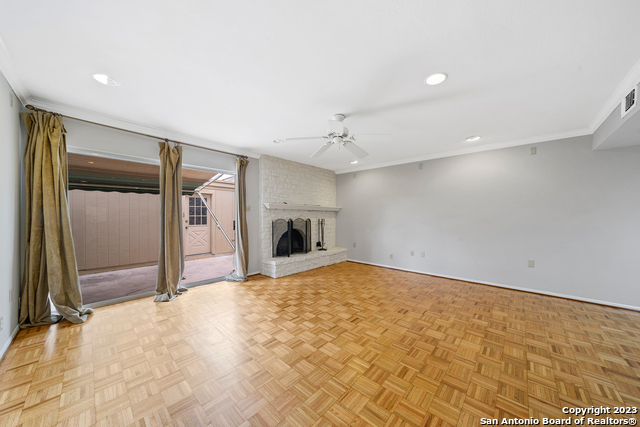 Image 8 of 29 For 11303 Vance Jackson Rd  Apt L