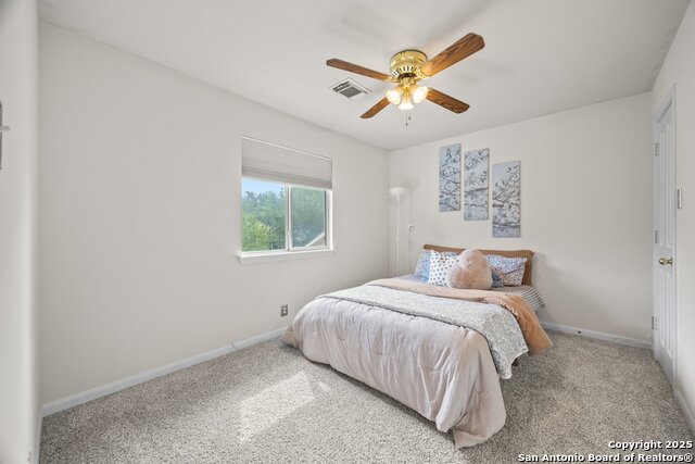 Listing photo id 22 for 2530 Lakehills