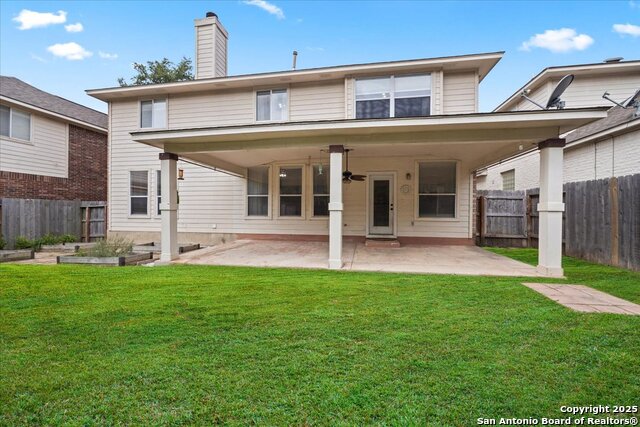 Listing photo id 24 for 2530 Lakehills