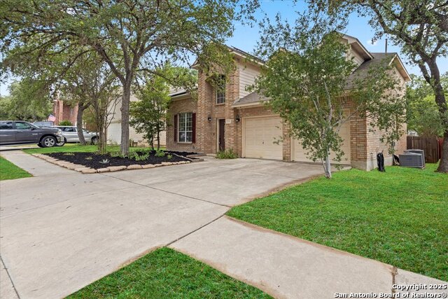 Listing photo id 29 for 2530 Lakehills