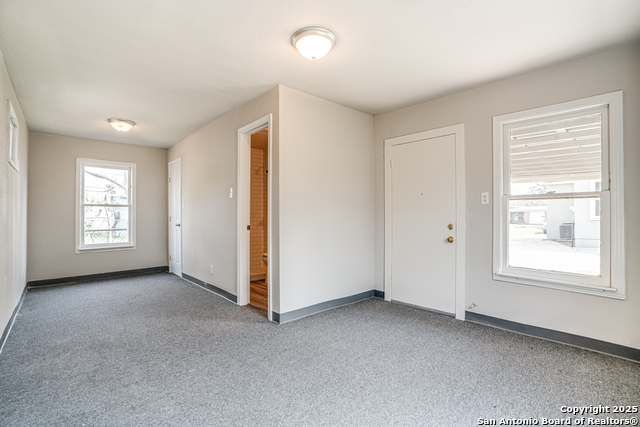 Image 35 of 40 For 2411 Huisache Avenue W
