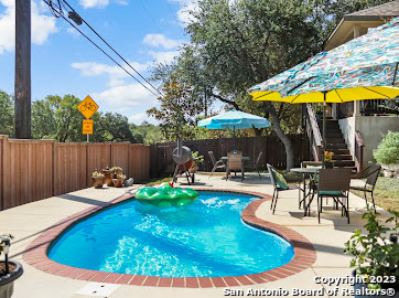 Image 24 of 24 For 818 Grove Bend
