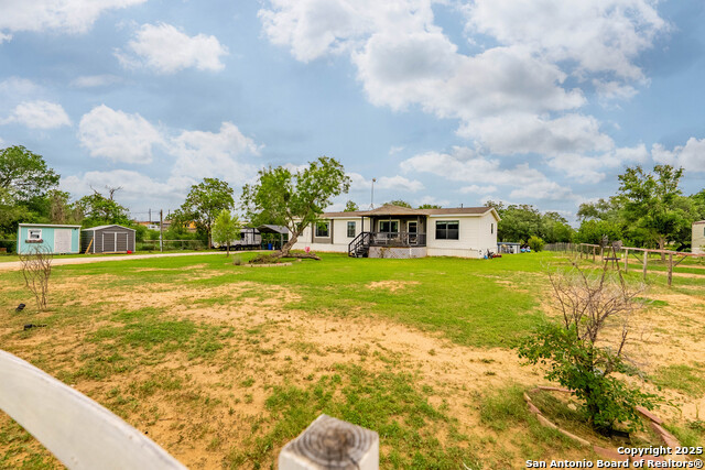 Image 17 of 25 For 238 Las Palomas