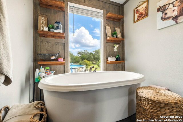 Image 9 of 25 For 238 Las Palomas