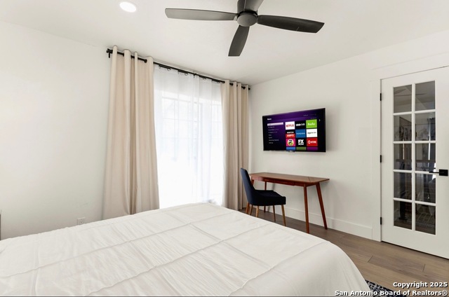 Listing photo id 21 for 3719 Summer Breeze