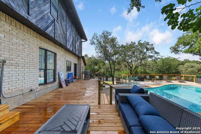 Listing photo id 41 for 3719 Summer Breeze