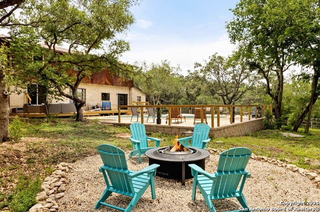 Listing photo id 48 for 3719 Summer Breeze