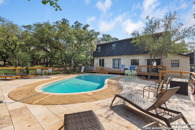 Listing photo id 50 for 3719 Summer Breeze