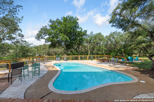 Listing photo id 51 for 3719 Summer Breeze