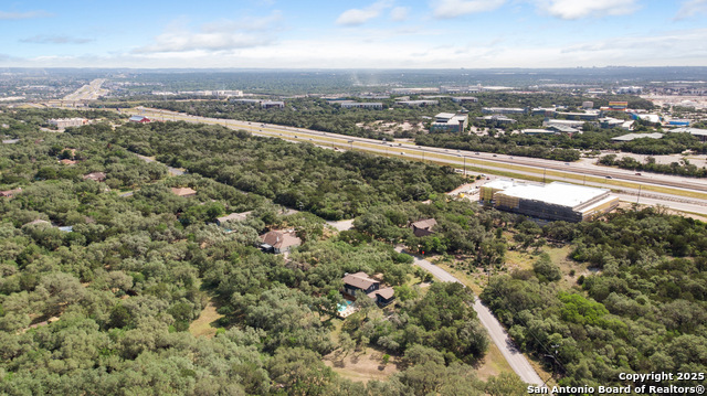 Listing photo id 53 for 3719 Summer Breeze