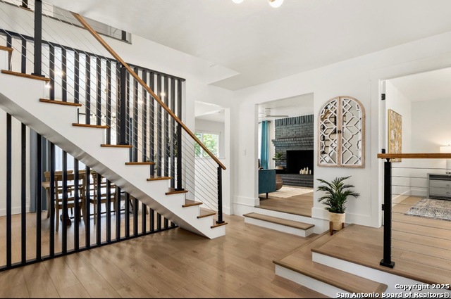 Listing photo id 7 for 3719 Summer Breeze