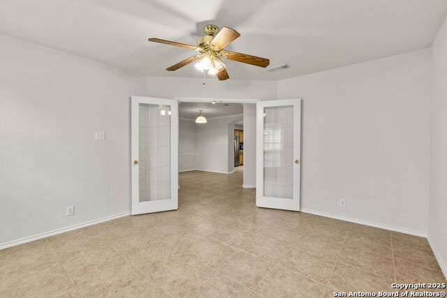 Listing photo id 24 for 15311 Spring Rock