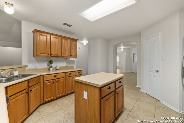 Listing photo id 1 for 15311 Spring Rock