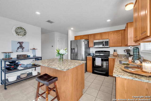Image 9 of 21 For 7619 Helios Rise