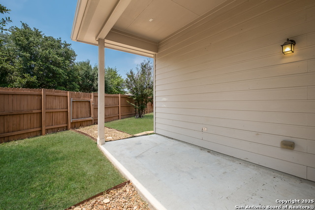 Listing photo id 23 for 12027 Mill Vilage
