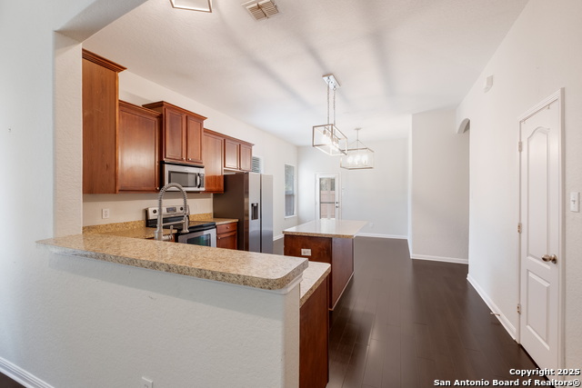 Listing photo id 7 for 12027 Mill Vilage