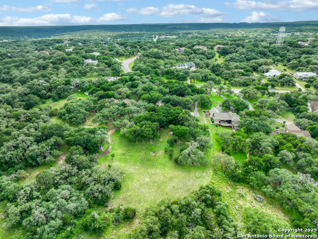 Image 10 of 50 For 548 Winding View
