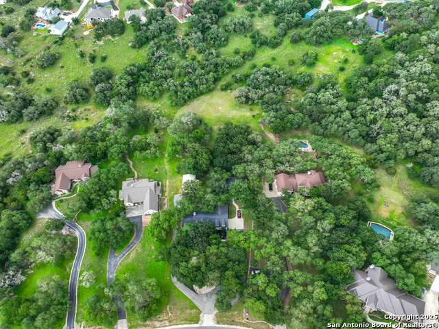 Image 12 of 50 For 548 Winding View