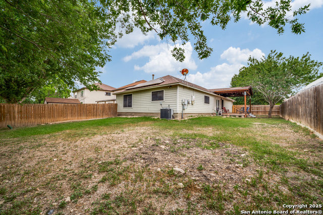 Listing photo id 21 for 2218 Gunter Bay