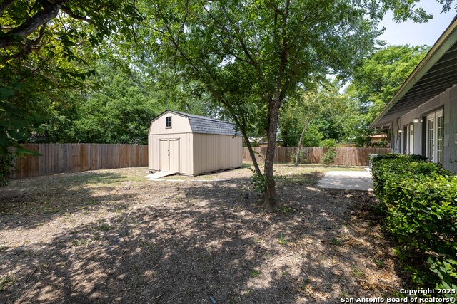 Image 3 of 15 For 3702 La Sabre Dr