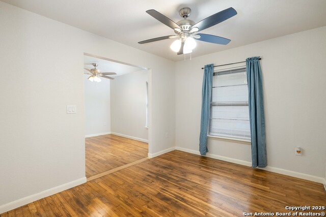 Image 7 of 15 For 3702 La Sabre Dr