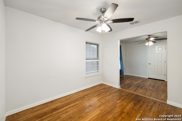 Image 8 of 15 For 3702 La Sabre Dr