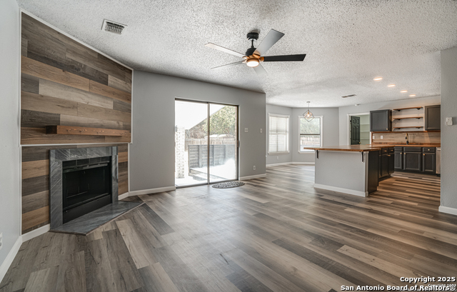 Image 3 of 16 For 2310 Ruby Oaks