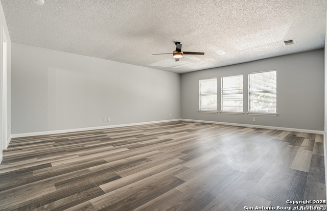 Image 9 of 16 For 2310 Ruby Oaks