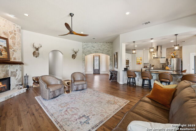 Image 10 of 44 For 2803 River Way