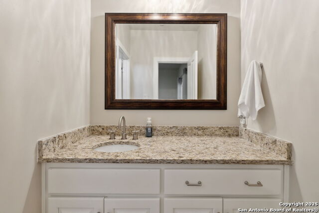 Image 32 of 44 For 2803 River Way
