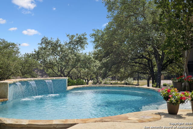 Image 37 of 44 For 2803 River Way