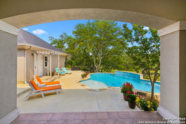 Image 40 of 44 For 2803 River Way