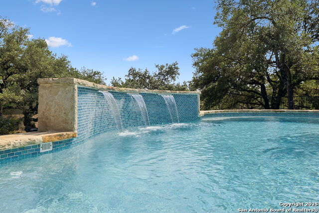 Image 42 of 44 For 2803 River Way