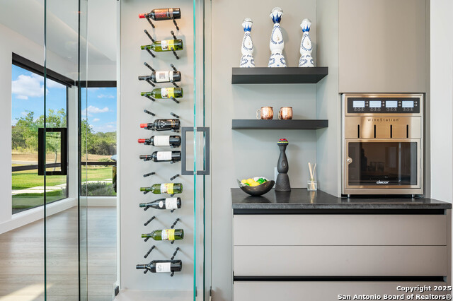 Image 14 of 64 For 211 Wellesley Hill