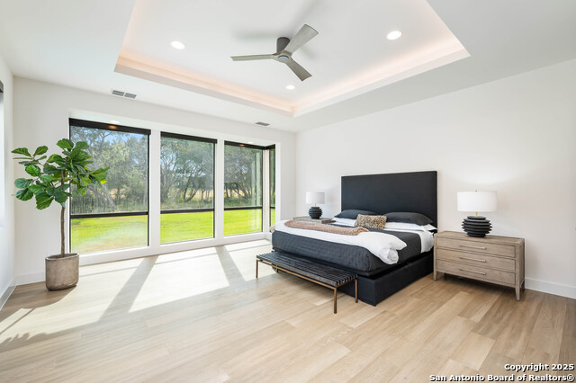 Image 21 of 64 For 211 Wellesley Hill
