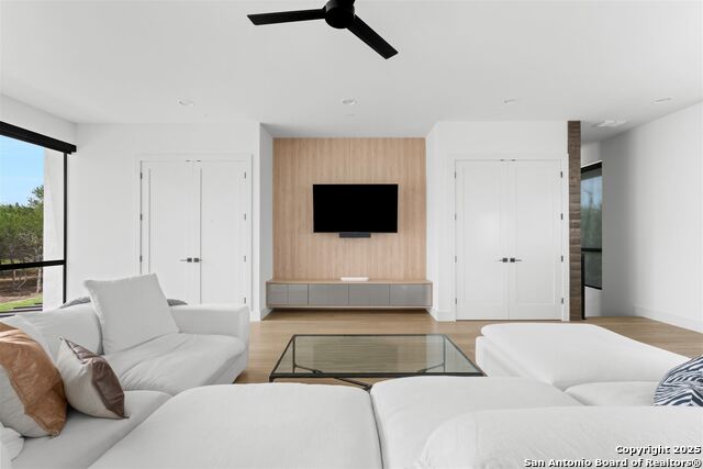 Image 39 of 64 For 211 Wellesley Hill