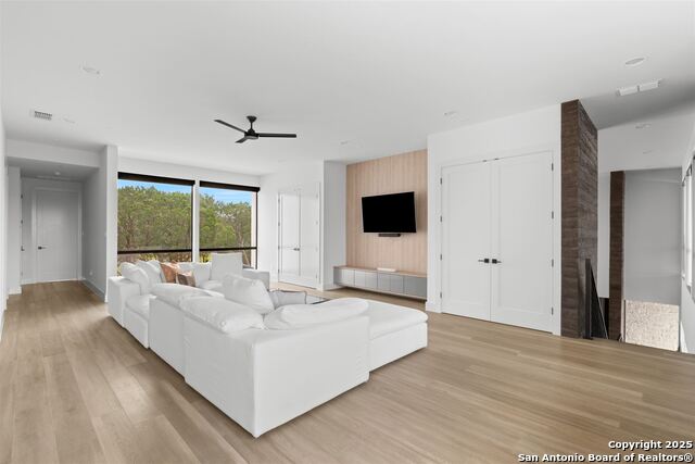 Image 41 of 64 For 211 Wellesley Hill