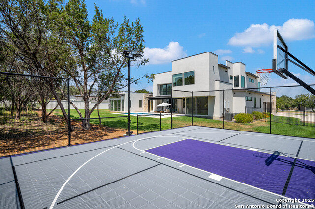 Image 55 of 64 For 211 Wellesley Hill