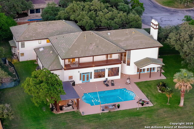 Listing photo id 102 for 625 Paseo Canada
