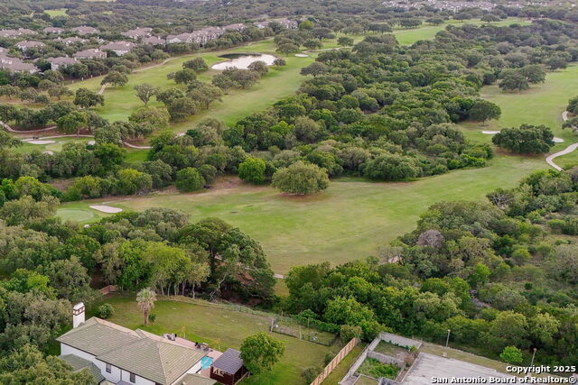 Listing photo id 110 for 625 Paseo Canada