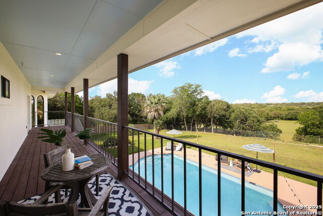 Listing photo id 55 for 625 Paseo Canada