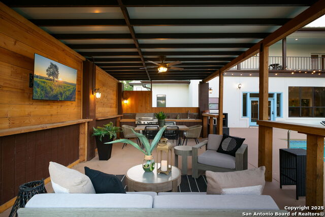 Listing photo id 62 for 625 Paseo Canada