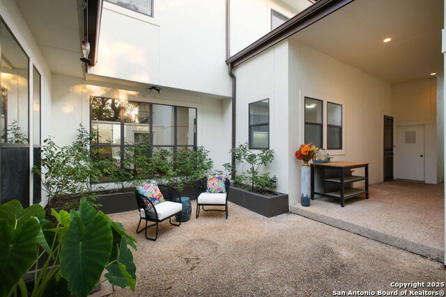 Listing photo id 73 for 625 Paseo Canada
