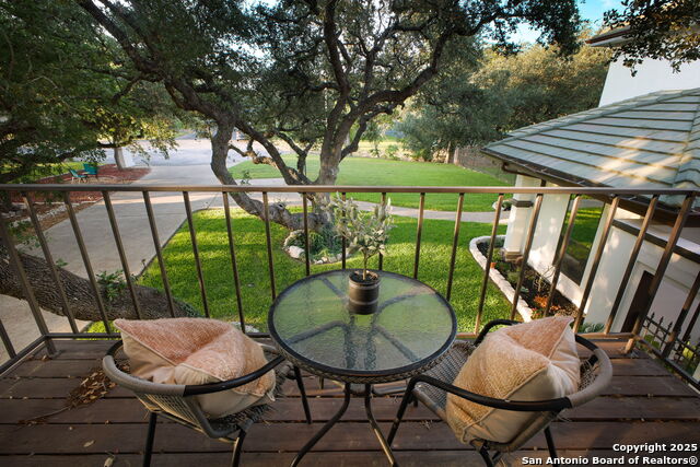 Listing photo id 87 for 625 Paseo Canada